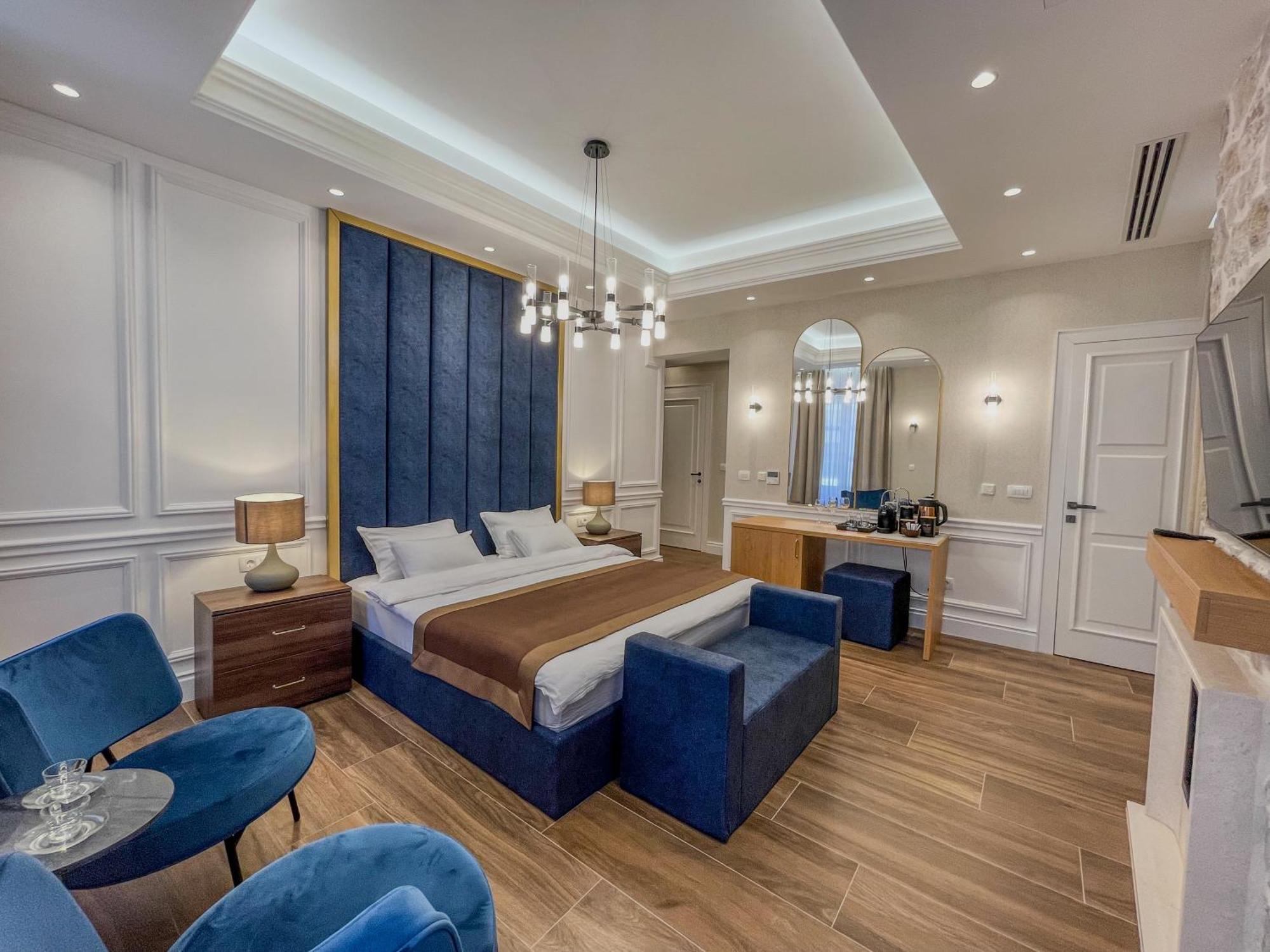 Hive Luxury Suites By Mn Property Kotor Buitenkant foto